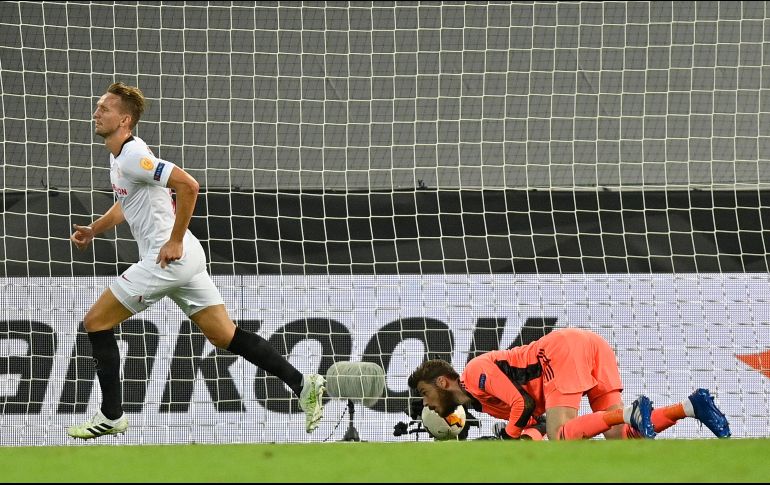 Un gol del holandés Luuk de Jong, a doce minutos de la conclusión, le dio al Sevilla el pase a la final de la Europa League. AP / M. Meissner