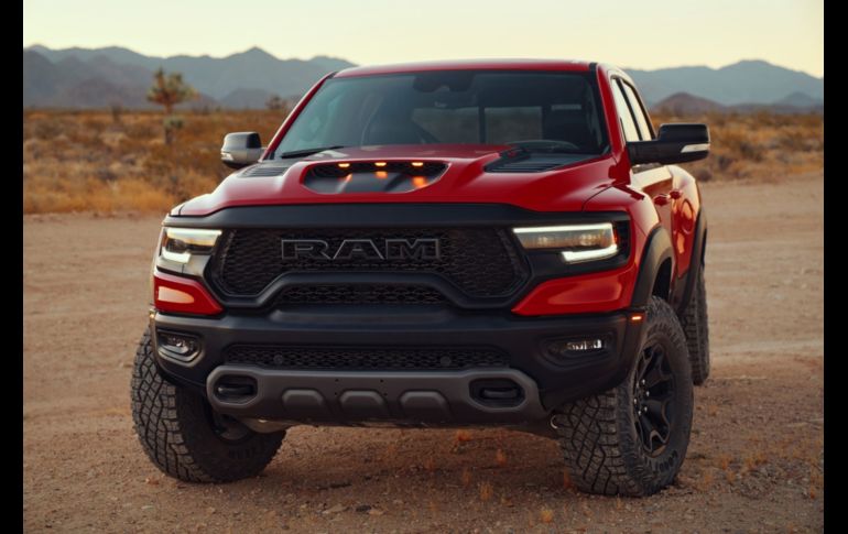 RAM TRX 1500 2021: la pickup más potente del mundo va a la caza de la Ford Raptor