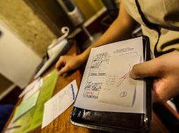 Algunos contribuyentes utilizan facturas falsas para deducir gastos que no están relacionados con actividad real. ARCHIVO