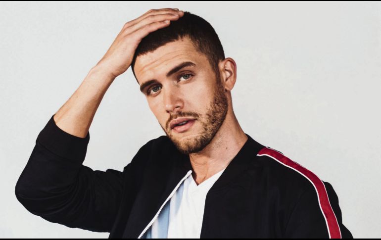 CASUAL. La propuesta de Galo Bertín es para el hombre contemporáneo uni ersal. ESPECIAL