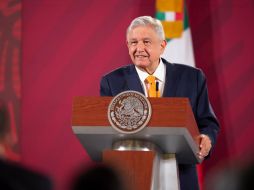 En su cuenta de Twitter, el Presidente aseguró que este tipo de contratos no se daban 