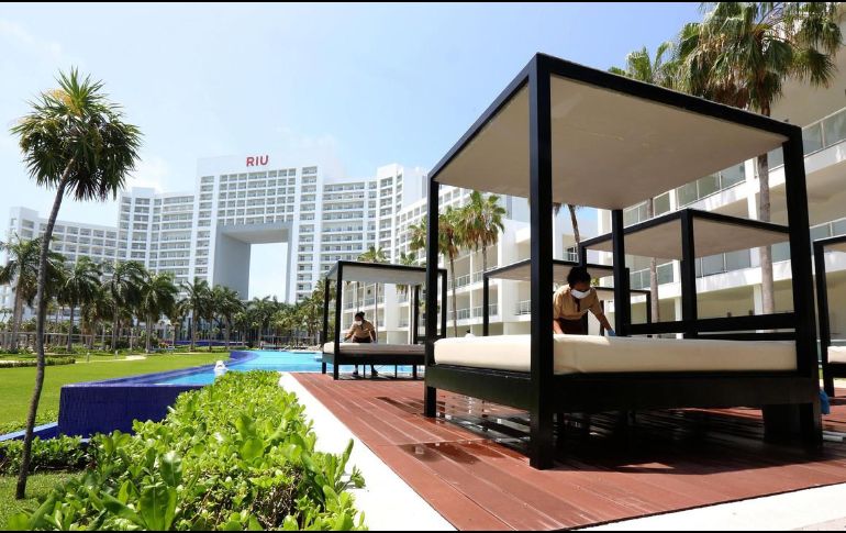 Sectur estima que al cierre de 2020 las divisas del turismo podrían caerse 67.4%. EFE/Archivo