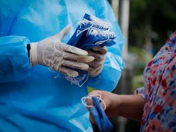 Según el Coneval, hay tres millones de jaliscienses que no cuentan con los ingresos suficientes para poder comprar cubrebocas. EL INFORMADOR / ARCHIVO
