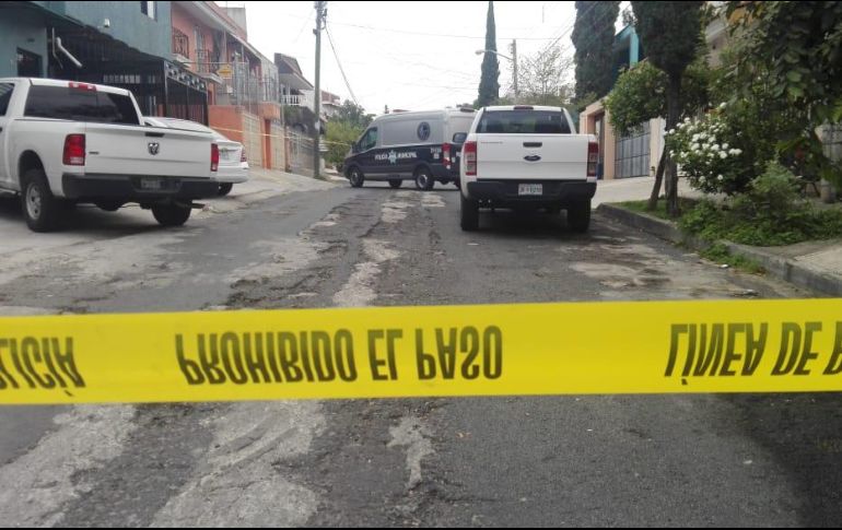 En el lugar son localizados tres casquillos calibre .38. ESPECIAL