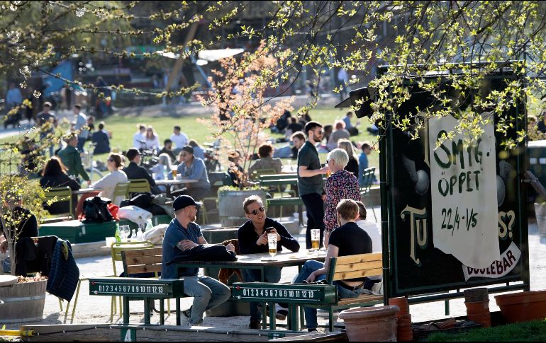 La estrategia sueca contra el COVID-19 se ha centrado en muchas recomendaciones y algunas prohibiciones, pero sin cerrar guarderías, escuelas, bares y restaurantes. EFE/ARCHIVO