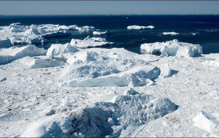 Señalan que la capa de hielo de Groenlandia no solo se derrite, sino que lo hace a un paso cada vez más rápido. EFE / ARCHIVO