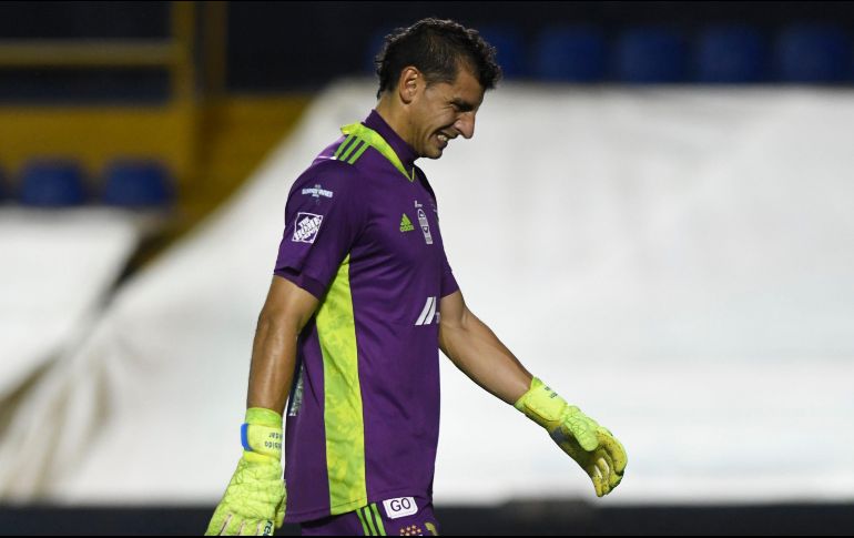 El arquero argentino no jugó con los felinos la semana pasada. IMAGO7