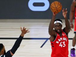 Pascal Siakam. El jugador de los Raptors (#43) aportó 26 puntos al triunfo de su equipo. AP/K. Klement
