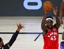 Pascal Siakam. El jugador de los Raptors (#43) aportó 26 puntos al triunfo de su equipo. AP/K. Klement