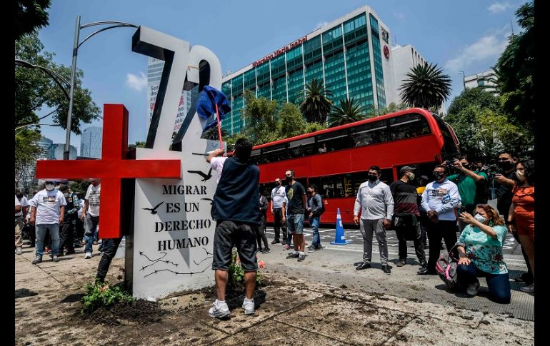 La colocación de esta efigie fue el acto central de la conmemoración de la masacre ocurrida el 22 de agosto del 2010. AFP/P. Pardo