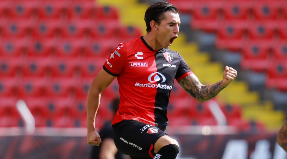 El único gol del compromiso llegó muy temprano, y es que Édgar Zaldívar abrió la pizarra al minuto 4, al aprovechar un error grosero del guardameta emplumado Gil Alcalá. Imago7 / V. Pichardo