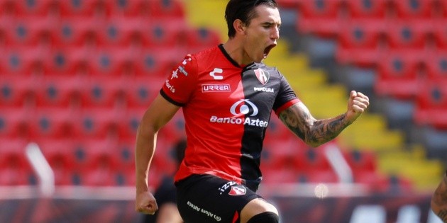 Debut ganador de Diego Cocca al frente del Atlas