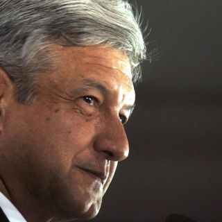 AMLO de cuerpo entero