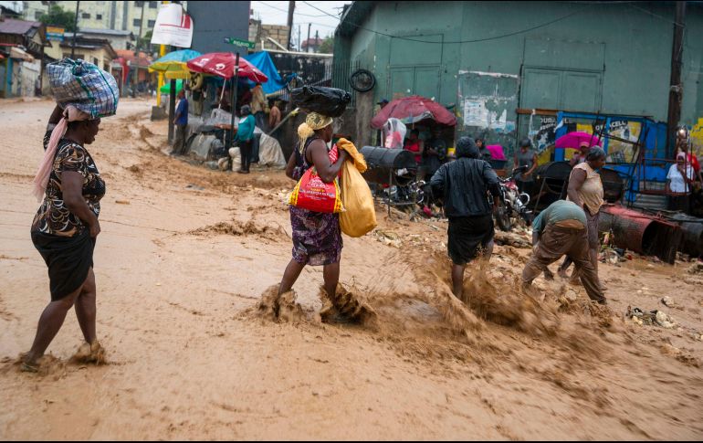 El centro de la tormenta tropical 