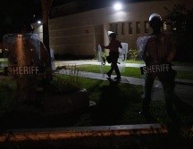 Dos personas murieron y otra resultó herida tras un tiroteo originado durante una de las protestas. EFE/C. Monterrosa