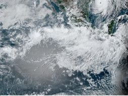 Se prevé que en las costas se generen vientos sostenidos de entre 50 y 60 kilómetros por hora. EFE/NOAA