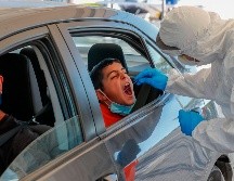 Pruebas de coronavirus en Jerusalén. La OMS también criticó la falsa sensación de seguridad que dan los cubrebocas. AFP/A. Gharabli