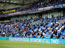 Es uno de los programas piloto que el gobierno ha llevado a cabo para evaluar cómo los espectadores pueden regresar a las instalaciones deportivas de una forma más permanente durante la pandemia de coronavirus. AP / A. Davy
