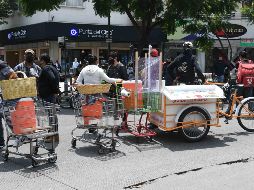 Realizan manifestación en CDMX para defender a comerciantes en triciclos