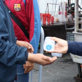 Pese a pico de casos activos de COVID-19, descartan botón de emergencia