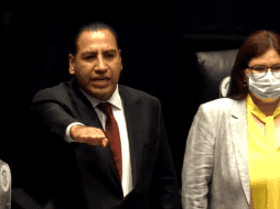 Eduardo Ramírez Aguilar rinde protesta como presidente de la Mesa Directiva. ESPECIAL/pscp.tv/ramirezlalo_