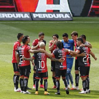 Le roban a los jugadores del Atlas en León