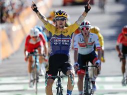 Roglic consiguió su tercera victoria de etapa en la ronda gala al llegar a la localidad alpina Orcieres-Merlette. AP / C. Ena