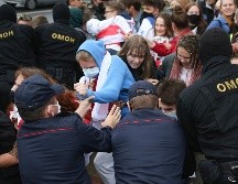 Los arrestos se dieron tras una marcha que terminó en en el centro de Minsk. AP/Tut.By