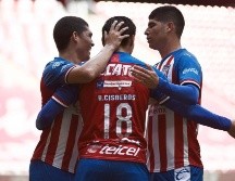 Sebastián Martínez, Ronaldo Cisneros y Zahid Muñoz festejan una de las anotaciones. IMAGO 7/S. Bautista