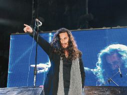 Elenco. Ugo Rodríguez, voz de Azul Violeta, entre los participantes en este espectáculo. ARCHIVO