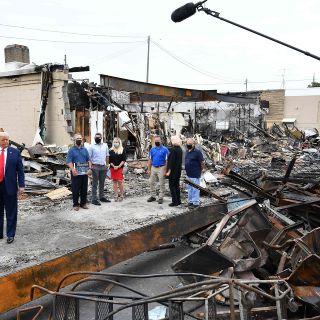 Protestas son terrorismo doméstico: Donald Trump