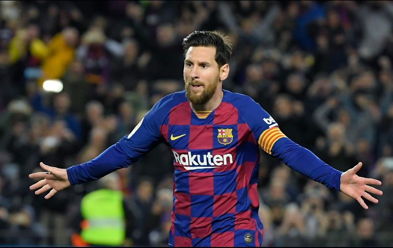 Cada año, la camiseta del sudamericano es la más vendida en la Liga de España, misma que ha abogado por el club para que Messi se quede. AFP / ARCHIVO