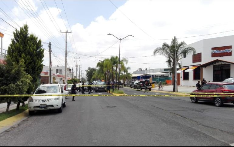 La agresión se da el cruce de Valle de Atemajac y Servidor Público, en la colonia Jardines del Valle. ESPECIAL/Policía de Zapopan