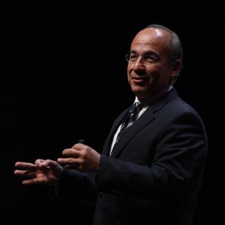 Calderón felicita a Zedillo por nombramiento en panel sobre COVID