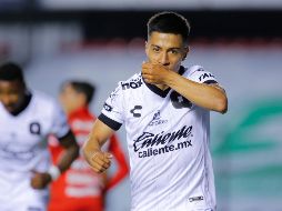 Omar Islas festeja su gol, el tercero en la cuenta del Querétaro. IMAGO7/V. Pichardo