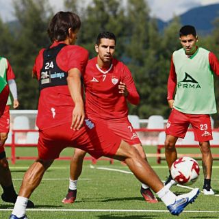 Necaxa recibe al León en duelo regional