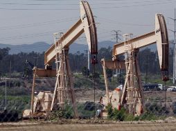 Los contratos de futuros del WTI para entrega en octubre restaron 1.60 dólares con respecto a la sesión previa del jueves. EFE/ARCHIVO