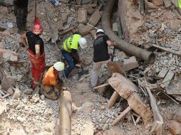 Ingenieros removieron varias capas de escombros en vano. EFE/N. Mounzer