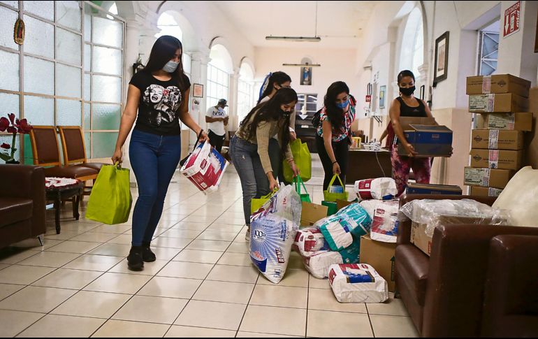 SOLIDARIDAD. Como los apoyos ciudadanos se redujeron debido a la pandemia, el grupo de feministas “Tertulias” hizo una colecta para ayudar al asilo. EL INFORMADOR • G. Gallo