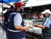 En El Baratillo se colocaron filtros sanitarios para regular el ingreso de clientes. ESPECIAL / A. de Guadalajara