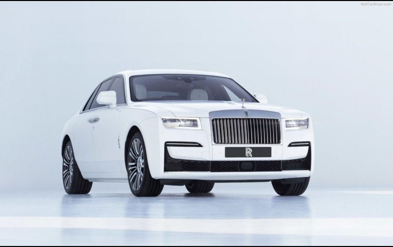Rolls-Royce Ghost 2021, elegante simplicidad