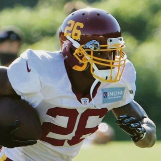 Adrian Peterson pasa de ser némesis a jugador de los Lions de Detroit