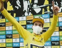 RESPONDE. Primoz Roglic tiene una ventaja de 21 segundos sobre Egan Bernal. EFE • B. Tessier
