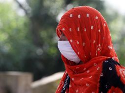 Preocupa a expertos el ritmo “bastante alarmante” del aumento de contagios en India. EFE / S. Baid