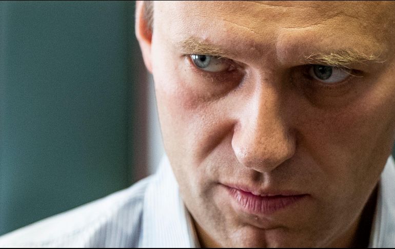 Navalni ha salido del El estado de Navalni ha mejorado y reacciona cuando se le habla. AP/ARCHIVO