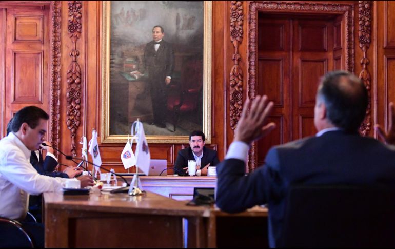 Los mandatarios de la Alianza Federalista se reunieron en Chihuahua, que gobierna Javier Corral (c). TWITTER@Javier_Corral