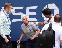 El domingo, el serbio fue expulsado del torneo por golpear con una pelota a la jueza de línea en la garganta cuando el juego estaba parado en los octavos de final ante el español Pablo Carreño. AFP