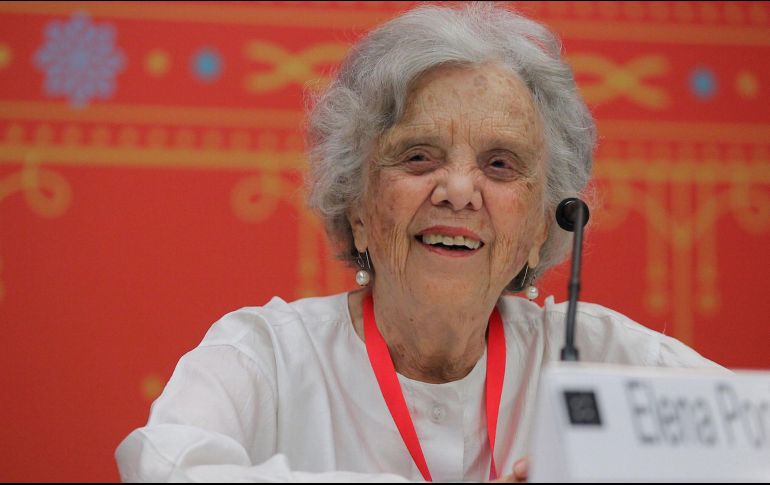 Poniatowska se define a sí misma como una periodista activa y no piensa retirarse. NTX / ARCHIVO