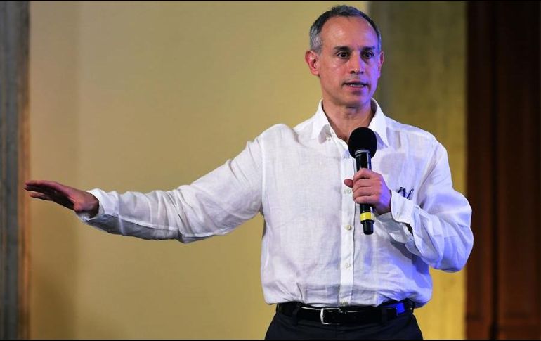 López-Gatell asegura que hasta ahora se desconoce si hay asociación entre la aplicación de la vacuna y la reacción adversa. EFE/Presidencia