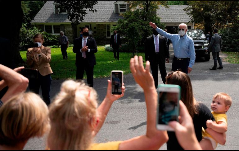 Biden no ha logrado alcanzar los niveles de popularidad de Clinton entre los votantes hispanos. AFP/J. Watson